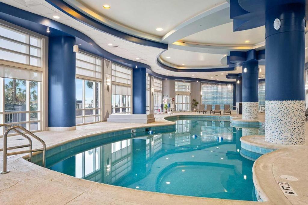 Vacation In Comfort And Luxury - 3 Bedroom Direct Oceanfront - Wyndham Ocean Walk Resort 2425 Daytona Beach Extérieur photo